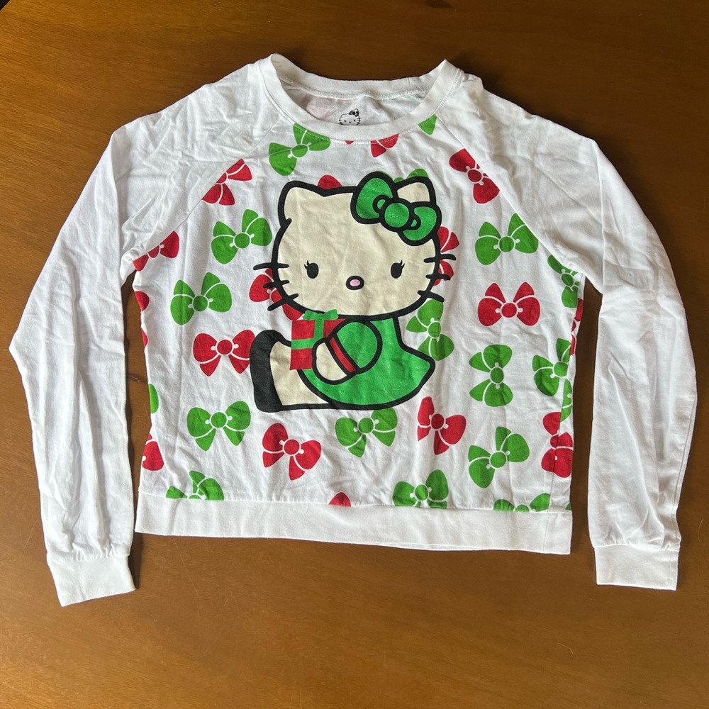 🛍️ Hello Kitty Christmas Long Sleeve lightweight sweater shirt pullover Sanrio